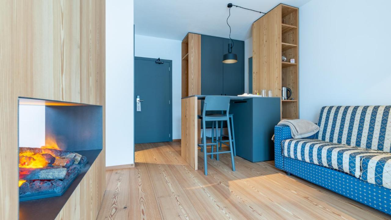Sport Hotel Alpina Мадезимо Екстериор снимка